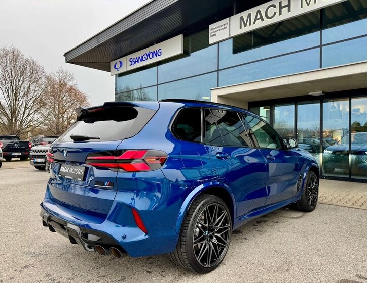 BMW X5 SUV / Terénní 4,4 l 460 kw