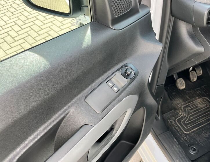 Toyota ProAce City Verso 11