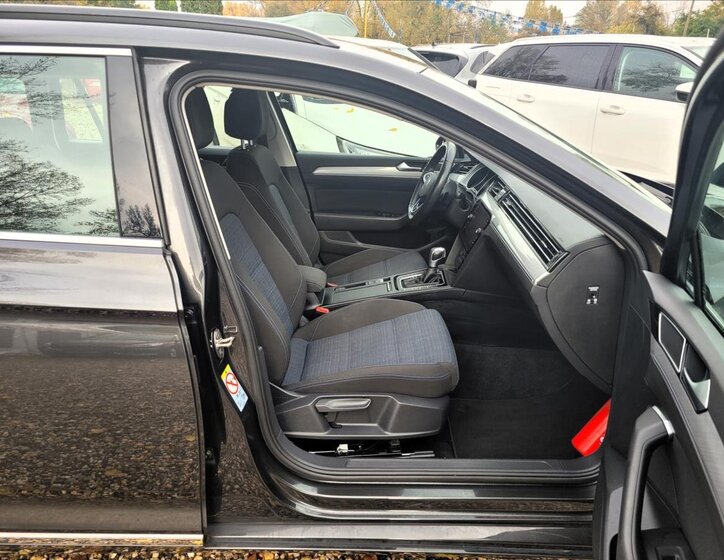 Volkswagen Passat 12