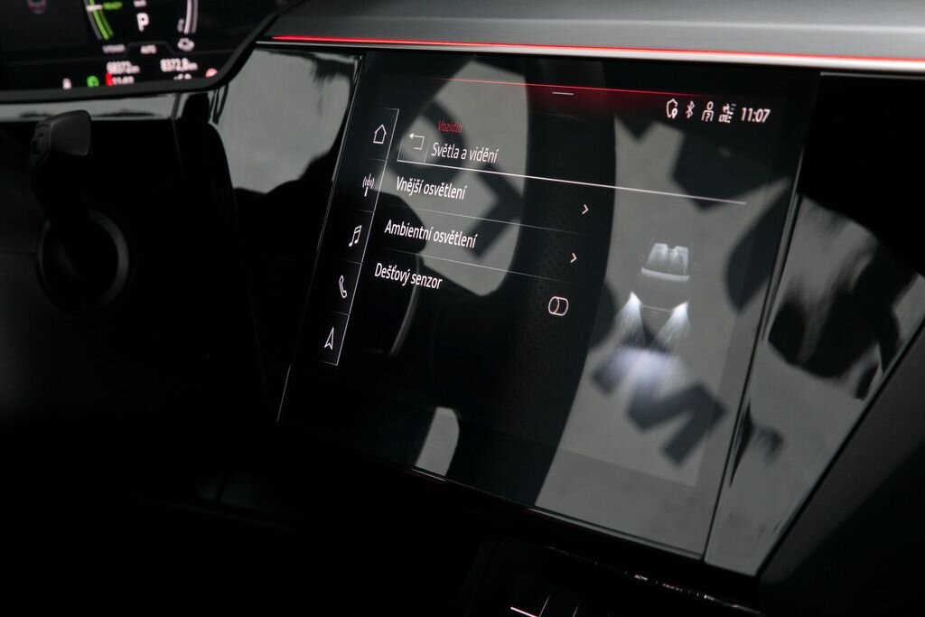 Audi e-tron SUV 0,0 300 kw