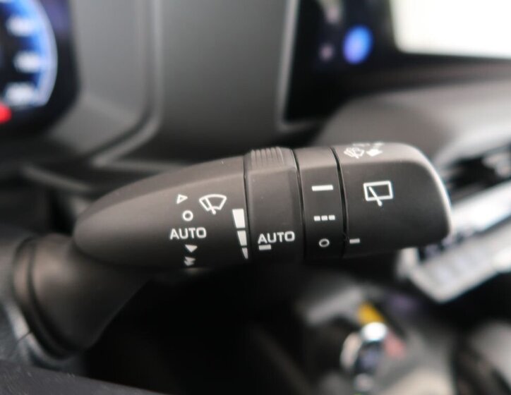 Toyota Land Cruiser SUV / Terénní 2,8 l 151 kw