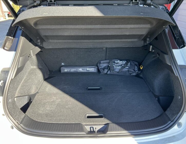 Nissan Qashqai SUV / Terénní 1,3 l 116 kw