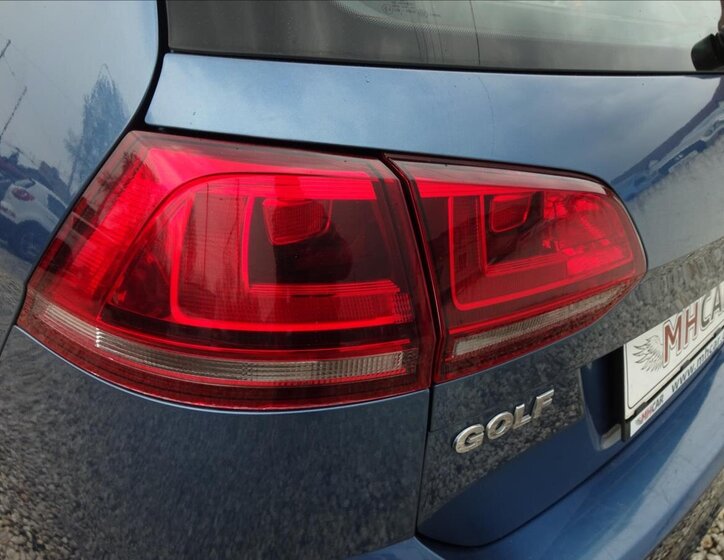 Volkswagen Golf Kombi 1,6 l 77 kw