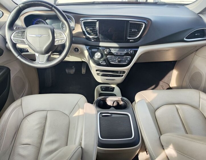 Chrysler Pacifica MPV 3,6 l 214 kw