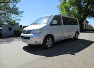 Volkswagen Caravelle Kombi 2,5 l 128 kw