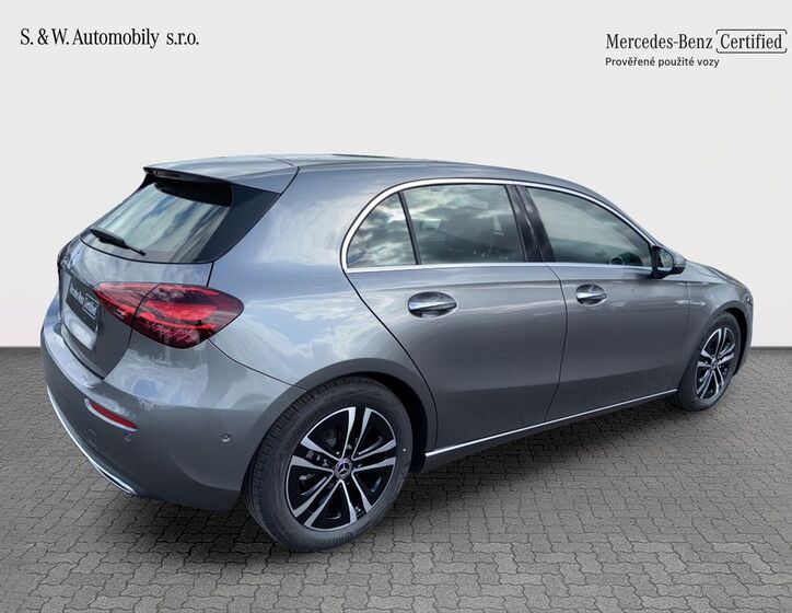 Mercedes-Benz Třídy A 8