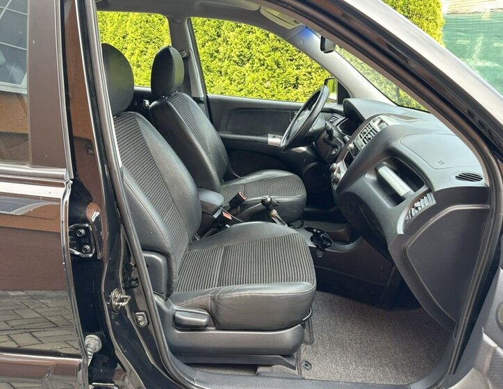 KIA Sportage SUV / Terénní 2,0 l 104 kw