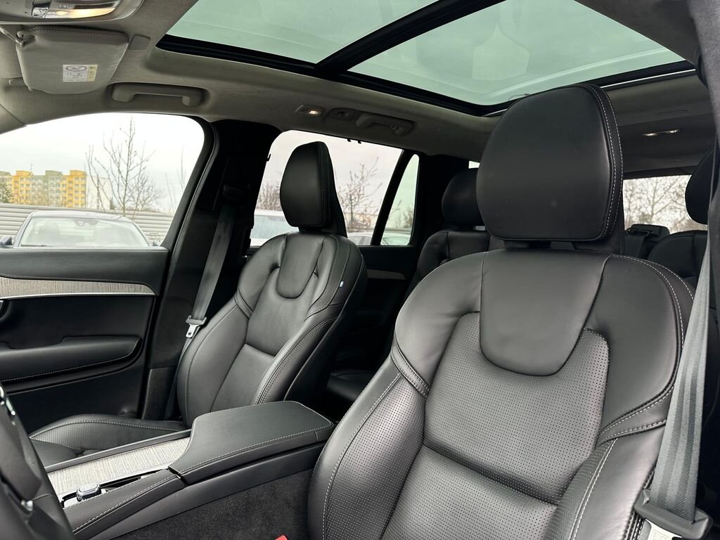 Volvo XC90 SUV / Terénní 2,0 l 173 kw