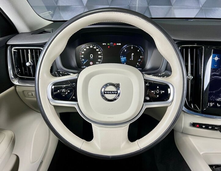 Volvo V60 Kombi 2,0 l 110 kw