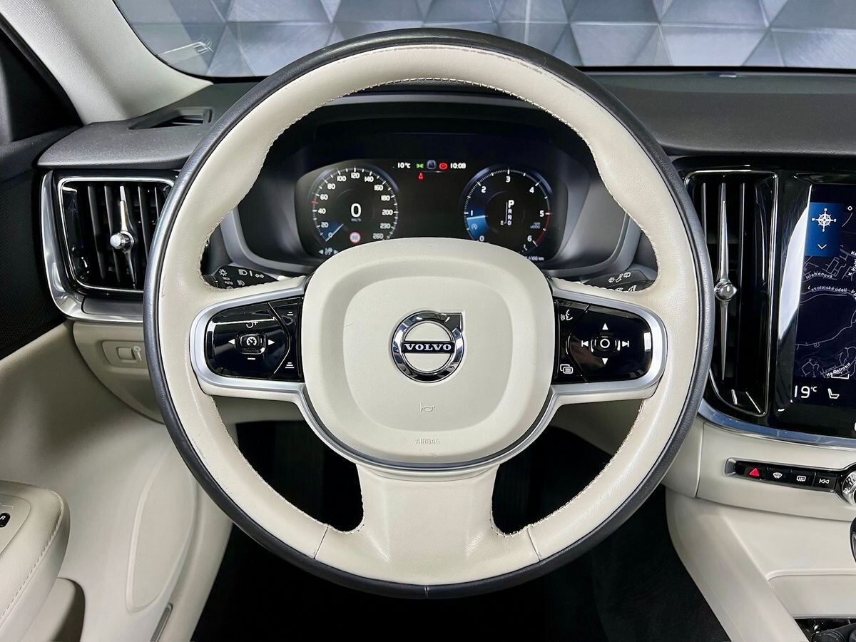 Volvo V60 Kombi 2,0 l 110 kw