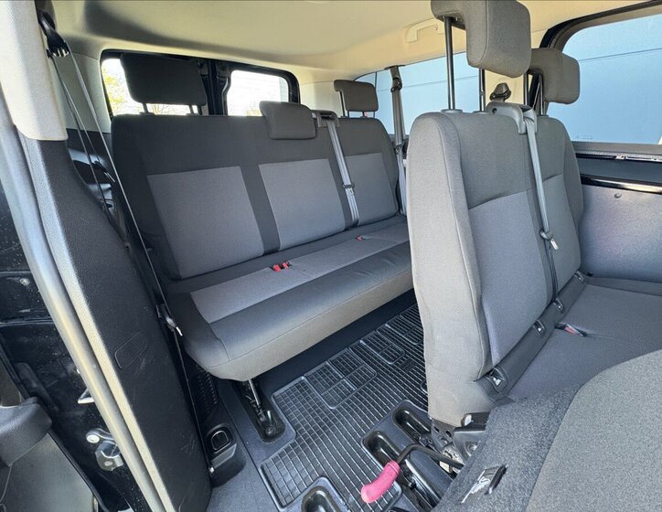 Opel Vivaro Ostatní 2,0 l 106 kw