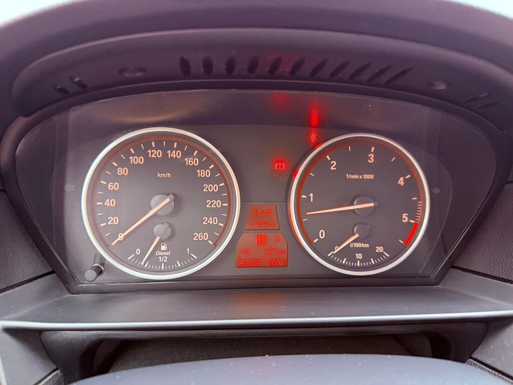 BMW Řada 5 Sedan 3,0 l 145 kw