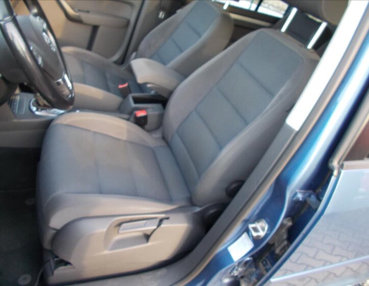 Volkswagen Touran 22