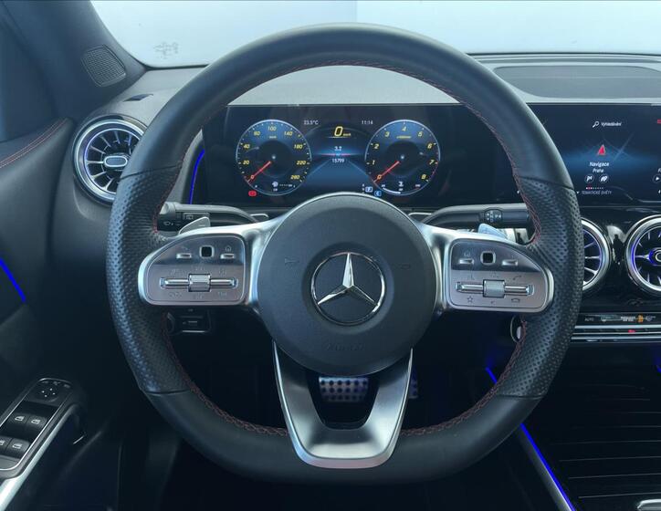 Mercedes-Benz GLB 10