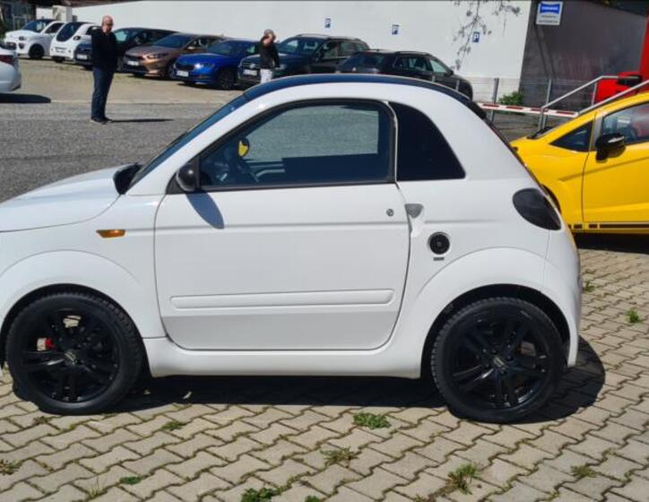 Microcar DUE 8