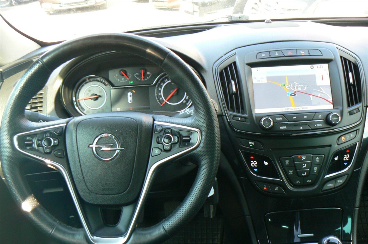 Opel Insignia Kombi 2,0 l 125 kw