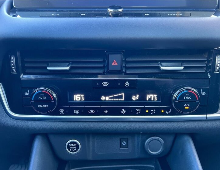 Nissan Qashqai SUV / Terénní 1,3 l 116 kw