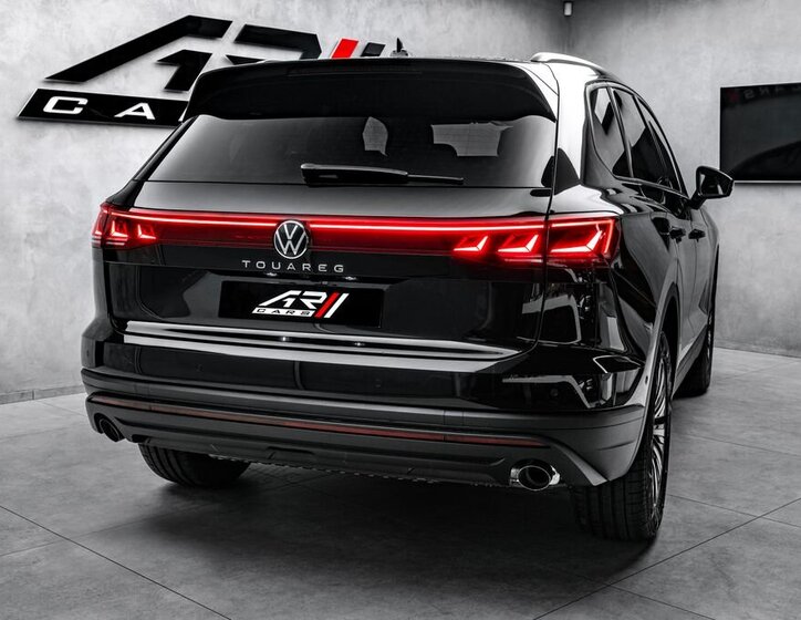 Volkswagen Touareg SUV / Terénní 3,0 l 170 kw