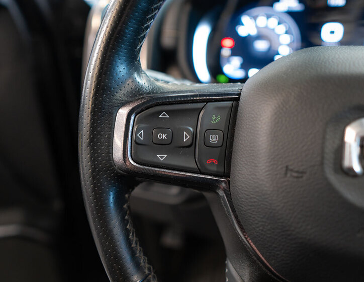 Dodge RAM Pick-up 6,4 l 306 kw