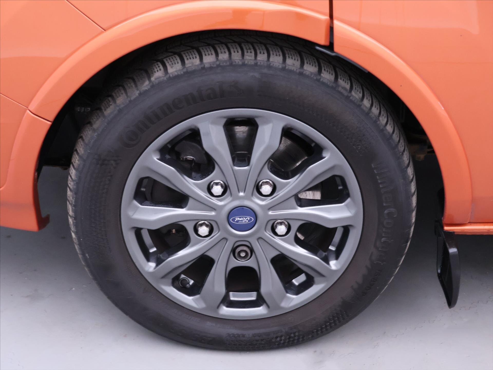 Ford Tourneo Custom Kombi 2,0 l 125 kw