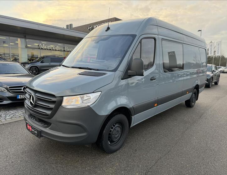 Mercedes-Benz Sprinter 1