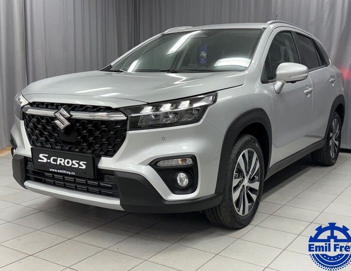 Suzuki S-Cross 1