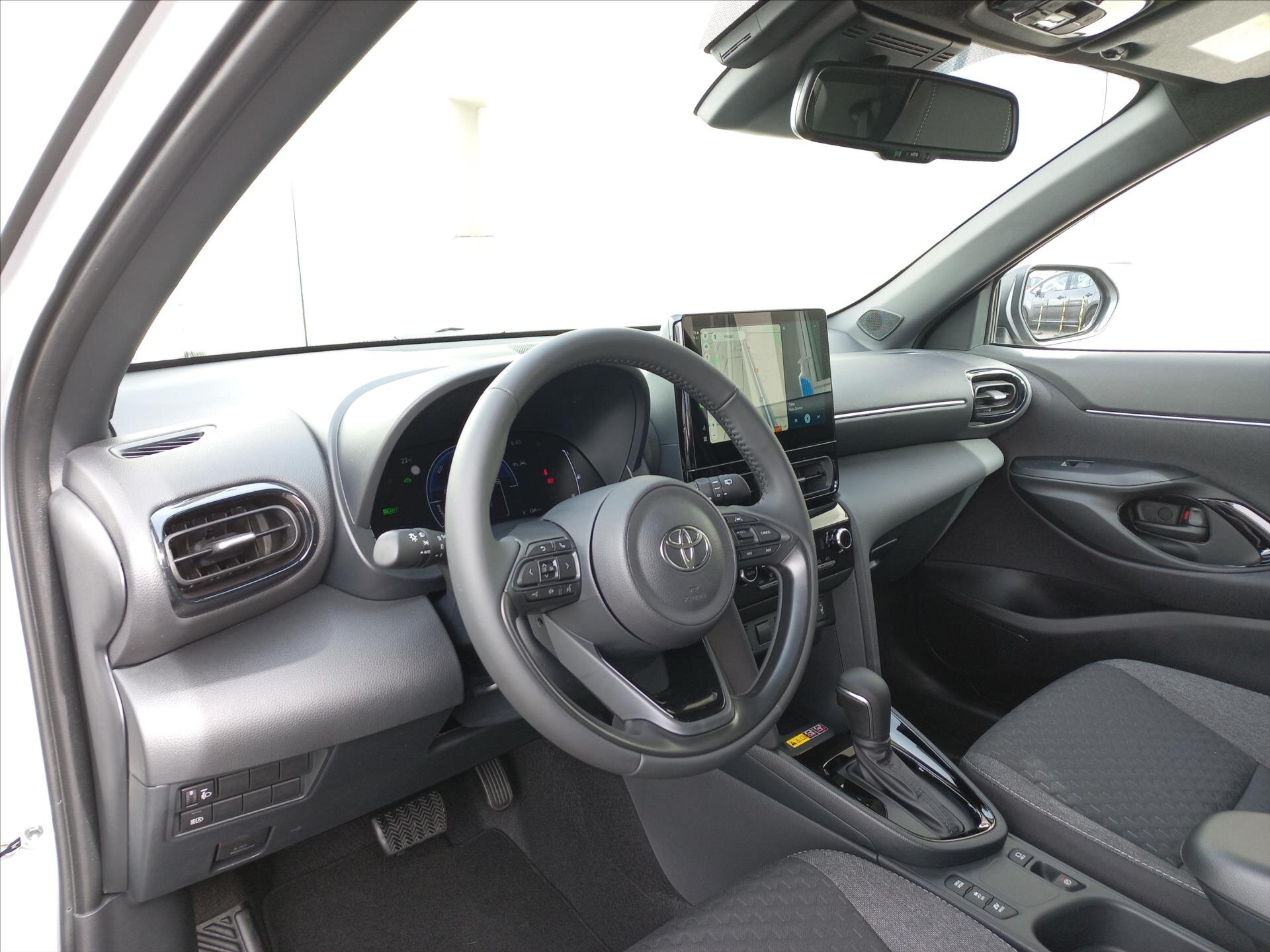 Toyota Yaris Cross CUV / Crossover 1,5 l 68 kw