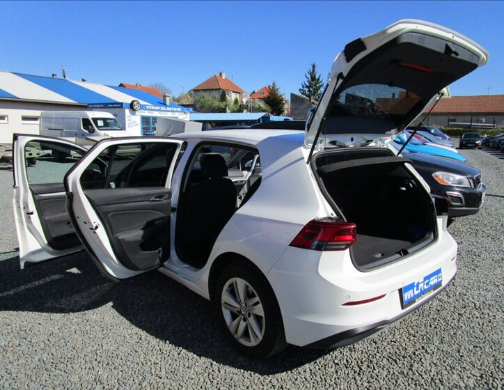 Volkswagen Golf Hatchback 1,5 l 110 kw