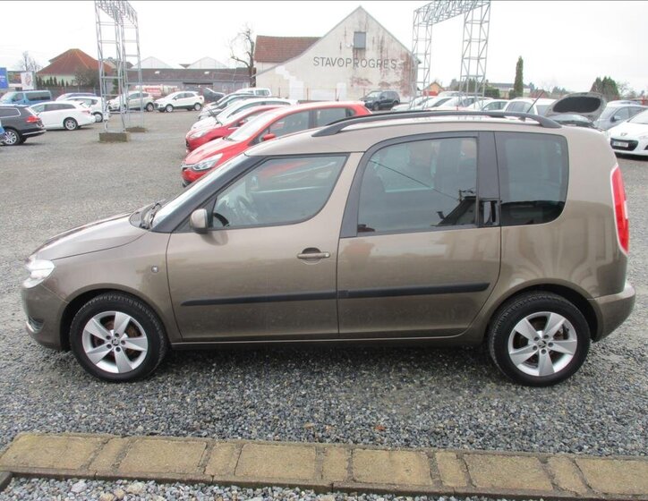 Škoda Roomster 8