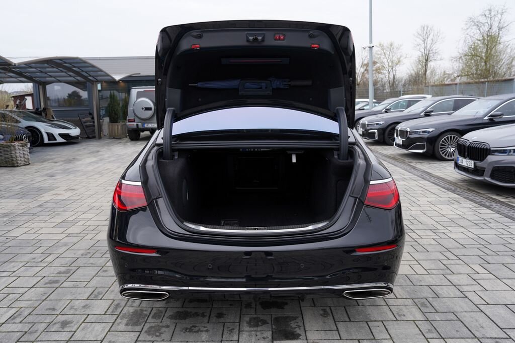 Mercedes-Benz Třídy S Sedan / Limuzína 3,0 l 320 kw