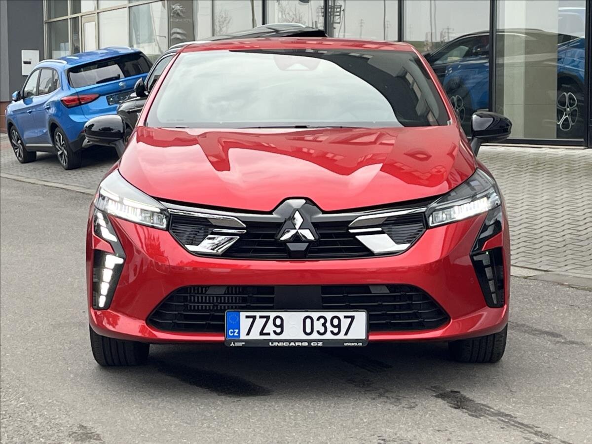 Mitsubishi Colt Hatchback 999,0 67 kw