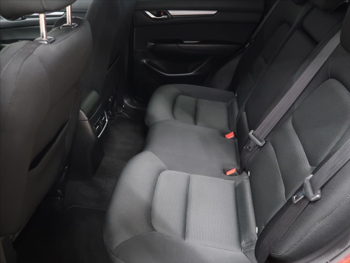 Mazda CX-5 SUV / Terénní 2,0 l 121 kw
