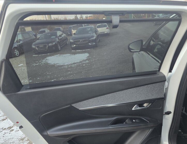 Peugeot 5008 SUV / Terénní 1,6 l 88 kw