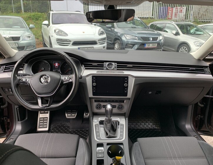 Volkswagen Passat Kombi 2,0 l 140 kw