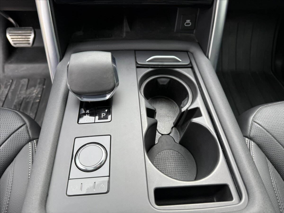 Land Rover Discovery SUV / Terénní 3,0 l 221 kw