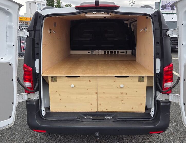 Mercedes-Benz Vito 17