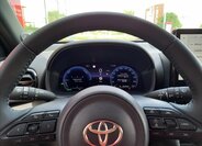 Toyota Yaris Cross SUV 1,5 l 96 kw