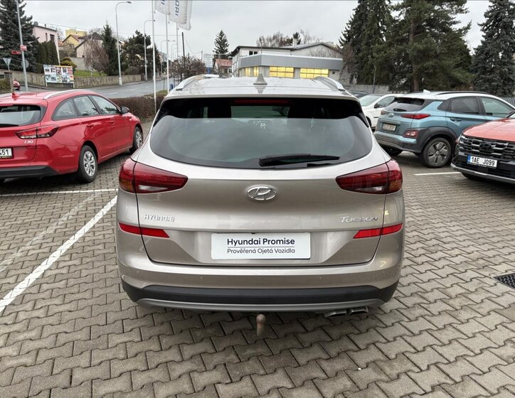 Hyundai Tucson 4