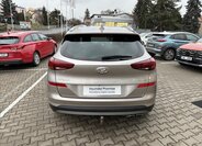 Hyundai Tucson 4