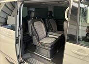 Volkswagen Multivan 22