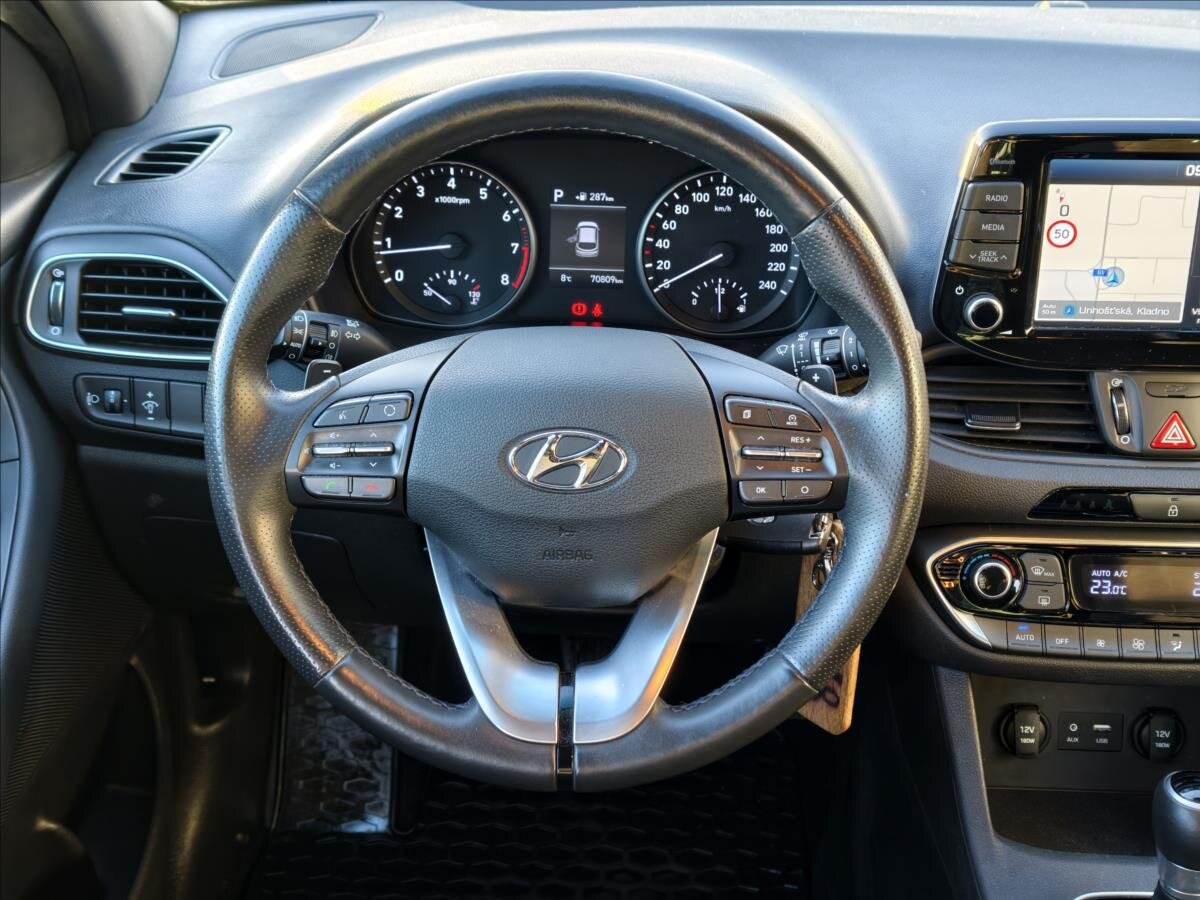 Hyundai i30 Kombi 1,4 l 103 kw