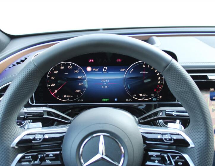 Mercedes-Benz Třídy E 21