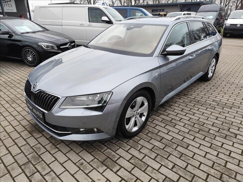 Škoda Superb Kombi 2,0 l 140 kw