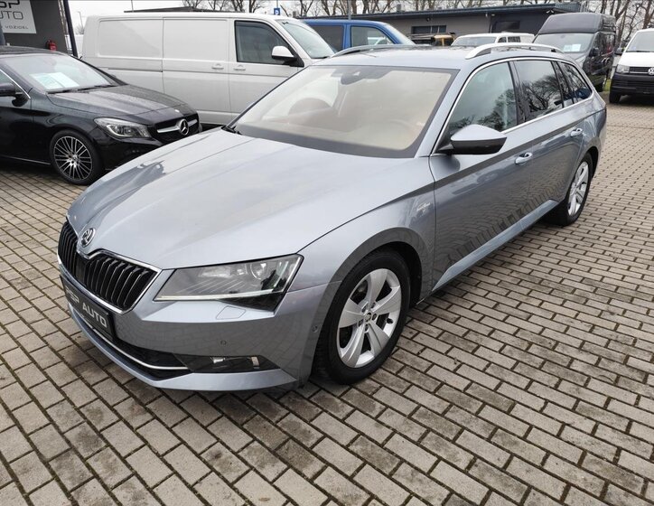 Škoda Superb Kombi 2,0 l 140 kw