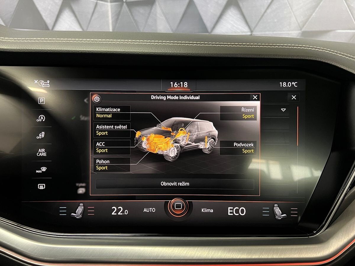 Volkswagen Touareg SUV / Terénní 3,0 l 210 kw