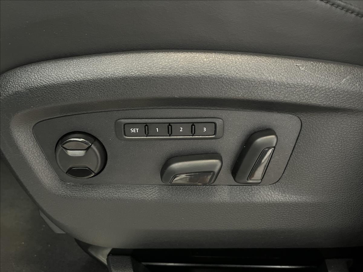 Volkswagen Multivan Kombi 2,0 l 146 kw