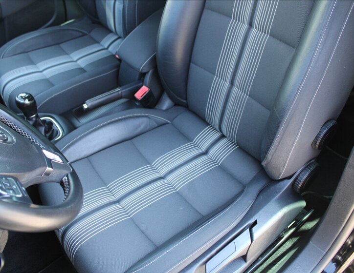 Volkswagen Golf Kombi 2,0 l 103 kw