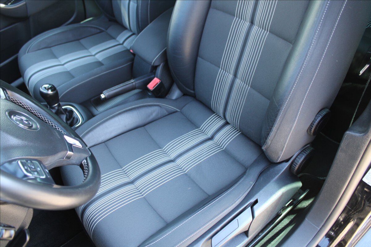 Volkswagen Golf Kombi 2,0 l 103 kw