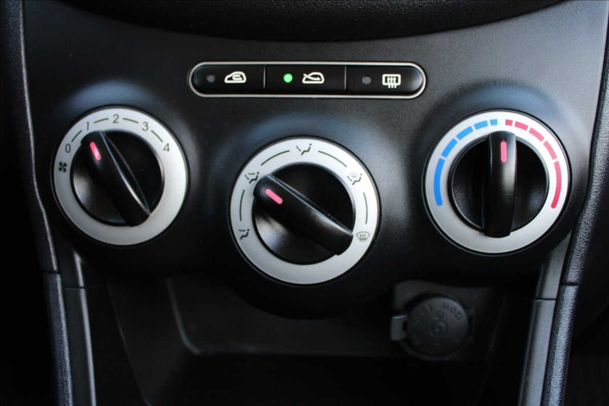 Hyundai i10 Hatchback 1,1 l 57 kw