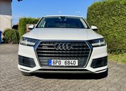 Audi Q7 9